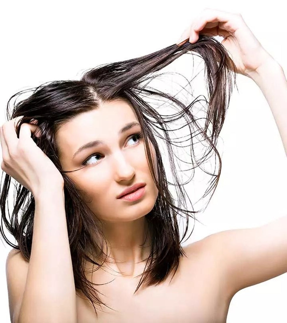 How to Create a Healthy Hair Care Routine for Oily Hair?   Do you also feel like you just can’t escape that oily or greasy hair look no matter how often you wash it? If yes, then you have stumbled upon the right article. Oily hair type can be the most cha